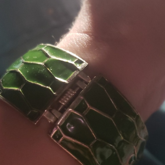 GREEN SILVER textured bracelet - Picture 2 of 2